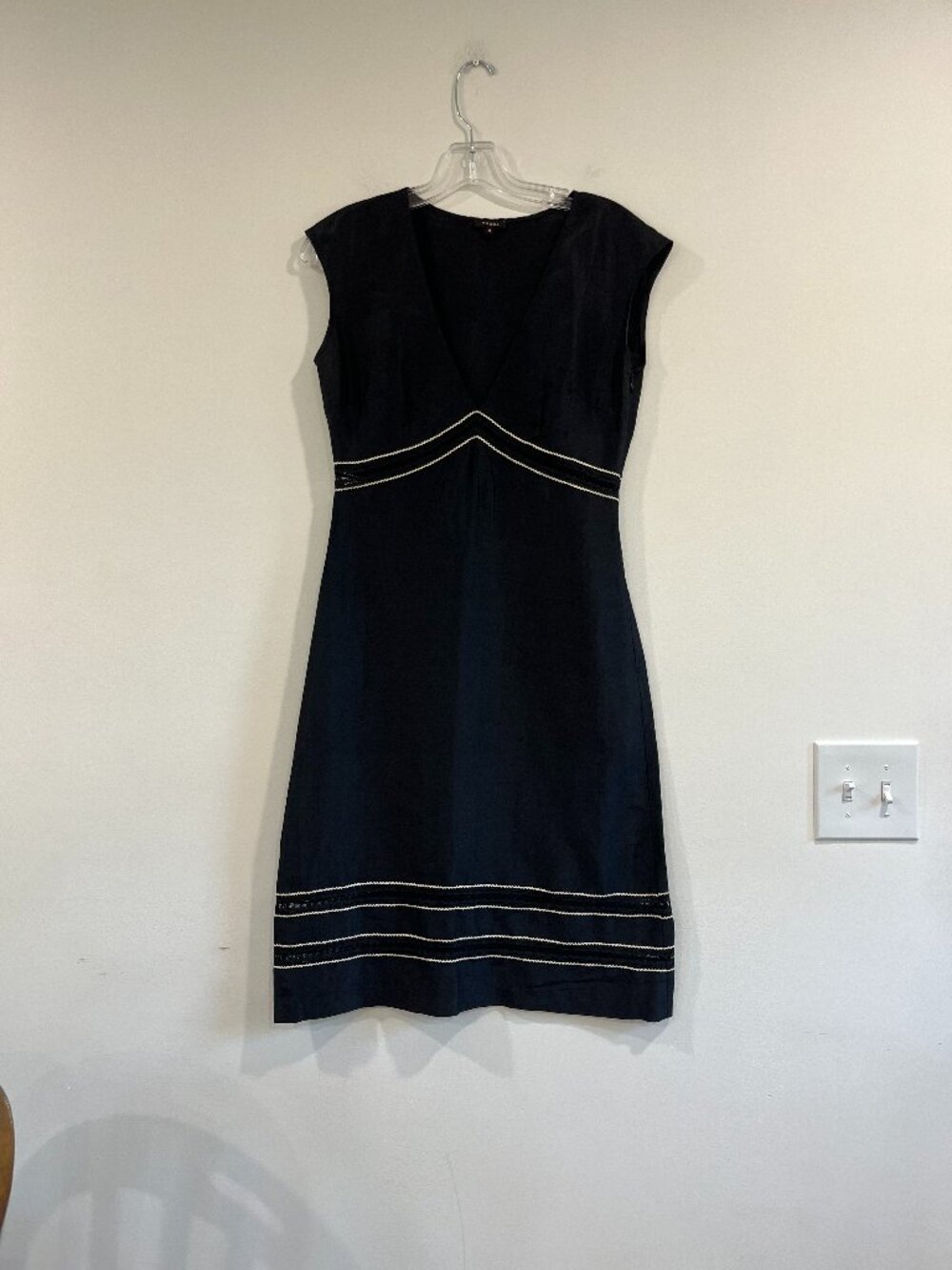 TOCCA dress Linen and Silk Blend with Crotchet embroydery Size 4